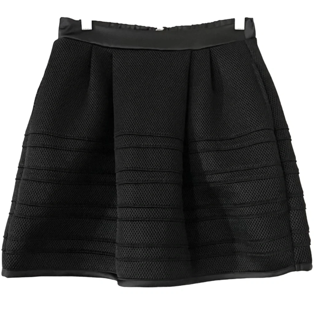 🎉HP!❤️ NWT! Maje ‘Essage’ Luxury Black Tulle Netted Skirt